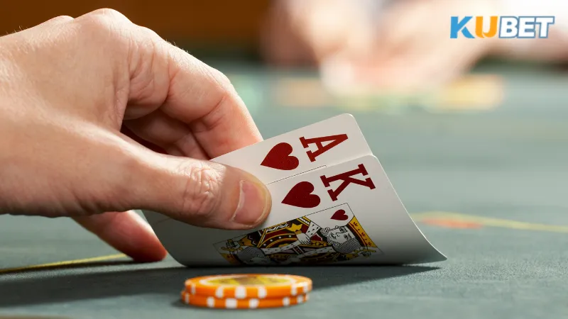 Các vòng chơi Poker chi tiết và dễ hiểu trên KUBET